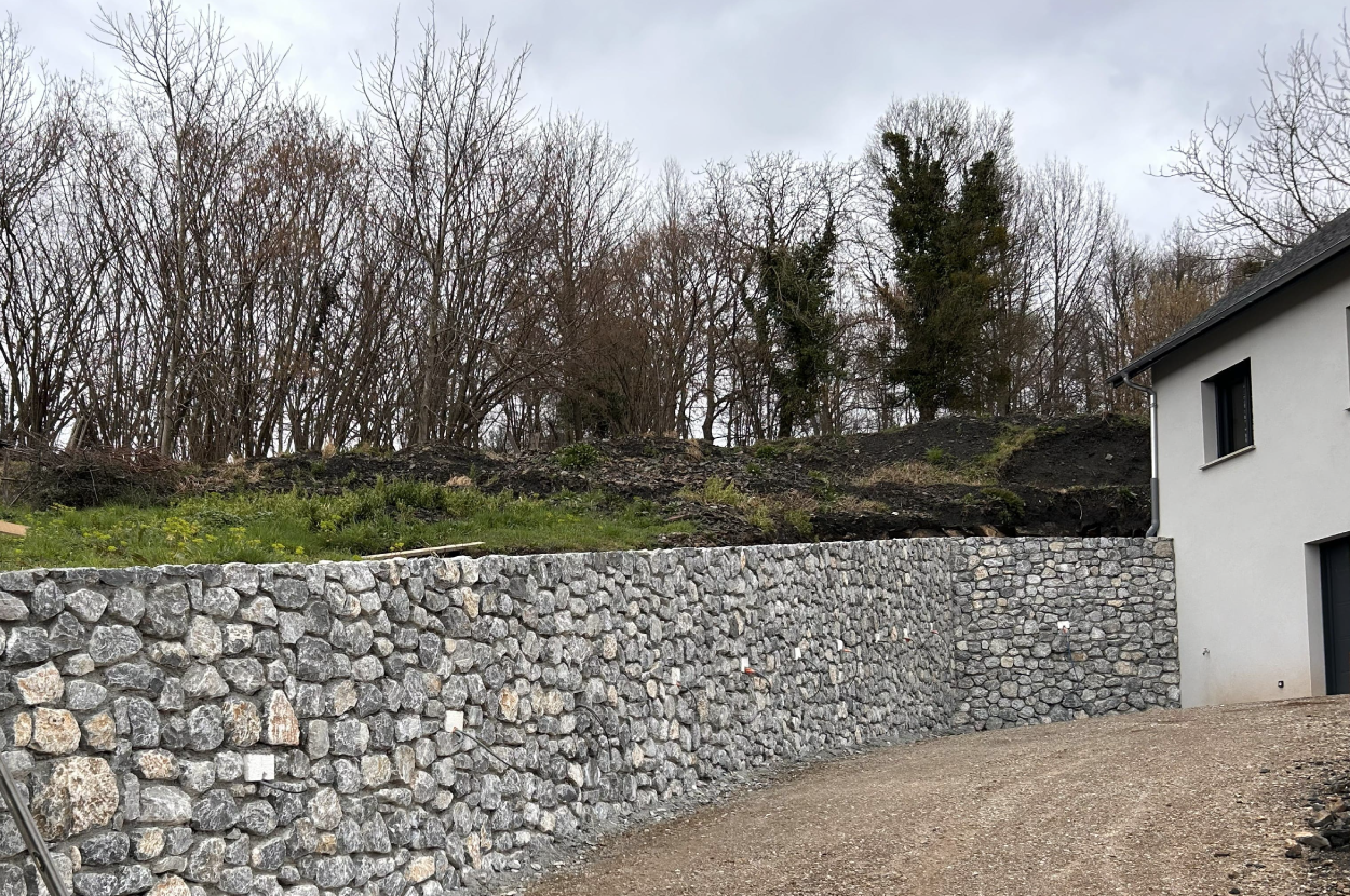 Assainissement Moulis, Assainissement Saint-Girons, Carrelage Moulis, Carrelage Saint-Girons, Charpente Moulis, Charpente Saint-Girons, Couverture Moulis, Couverture Saint-Girons, Maçonnerie Moulis, Maçonnerie Saint-Girons, Plâtrerie Moulis, Plâtrerie Saint-Girons, Rénovation Moulis, Rénovation Saint-Girons, Second œuvre Moulis, Second œuvre Saint-Girons